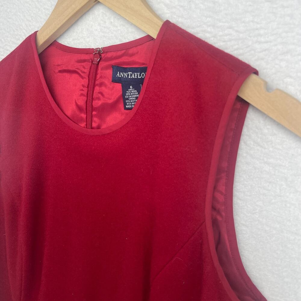 ANN TAYLOR Dress 6 Wool Blend Sleeveless Sheath Round Neck Knee Length Red Vtg - Picture 2 of 10